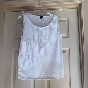 💥🔥FREE w/purchase Rafaella GUC fancy white tank- medium